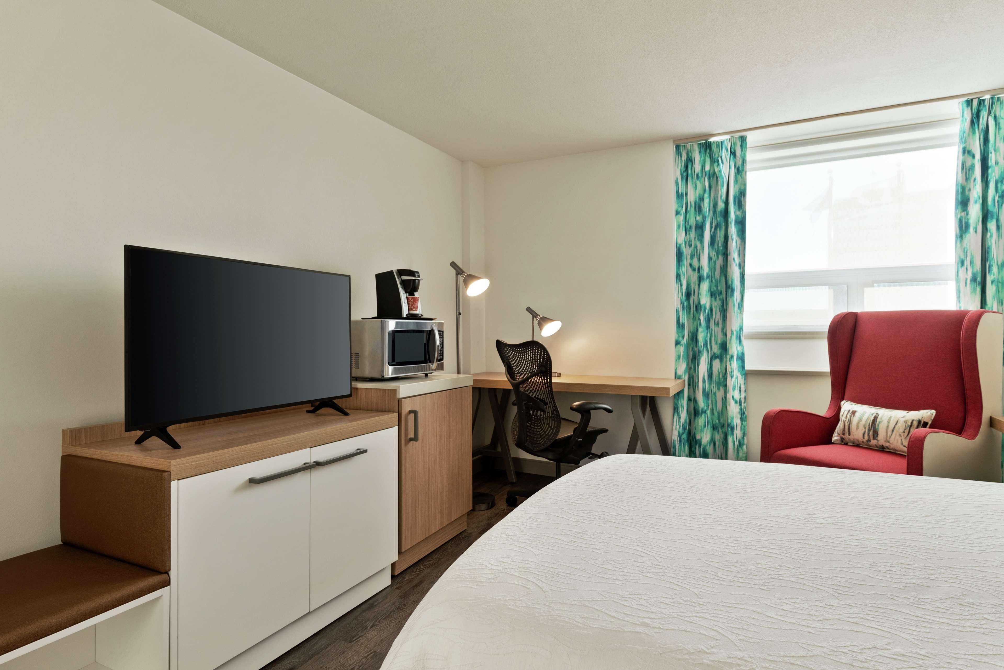 Hilton Garden Inn Saskatoon Downtown Extérieur photo